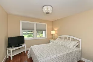 31 Huntington Bay Rd, Huntington, NY 11743 - Photo 22