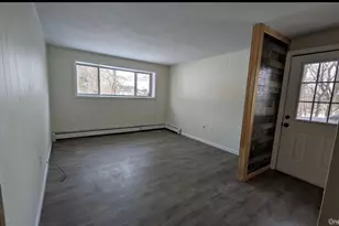 2 Mountain Ave, Middletown, NY 10940 - Photo 2