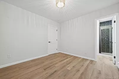14 Corona Road, Sound Beach, NY 11789 - Photo 16