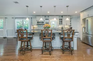 752 Kensington Ct, Westbury, NY 11590 - Photo 8
