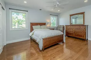 752 Kensington Ct, Westbury, NY 11590 - Photo 20