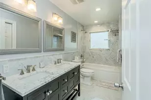 752 Kensington Ct, Westbury, NY 11590 - Photo 22