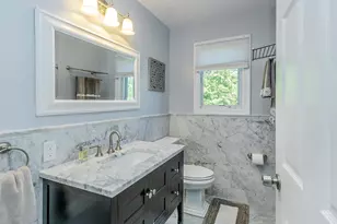 752 Kensington Ct, Westbury, NY 11590 - Photo 14