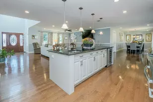 752 Kensington Ct, Westbury, NY 11590 - Photo 10