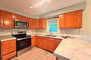 100 Timber Hill Ln, South Fallsburg, NY 12779 - Photo 4