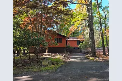 36 Pebble Path, Rock Hill, NY 12775 - Photo 4