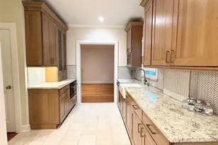 85 Violet Ave, Floral Park, NY 11001 - Photo 4