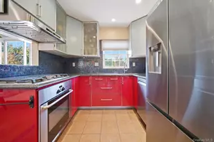 2624 Flower St, Westbury, NY 11590 - Photo 24