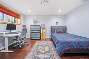 2624 Flower St, Westbury, NY 11590 - Photo 26
