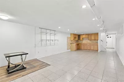 9016 Union Turnpike, Glendale, NY 11385 - Photo 18