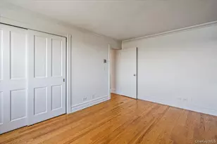 17-85 215th St, Bayside, NY 11360 - Photo 22