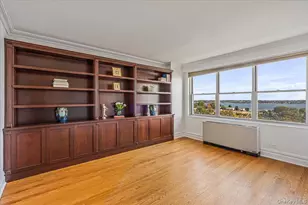 17-85 215th St, Bayside, NY 11360 - Photo 20