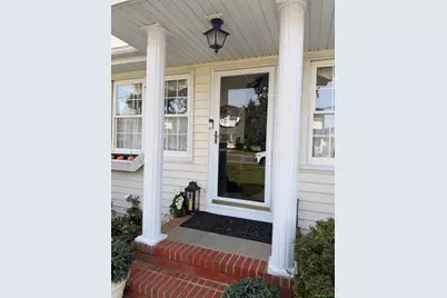 992 Davison Place, Baldwin, NY 11510 - Photo 4