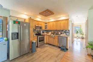 220 Jerusalem Ave, Hicksville, NY 11801 - Photo 8