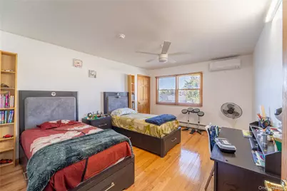 220 Jerusalem Avenue, Hicksville, NY 11801 - Photo 16
