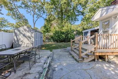 10 Nesaquake Trail, Ridge, NY 11961 - Photo 30