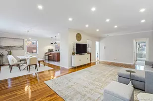 162-01 Powells Cove Blvd, Whitestone, NY 11357 - Photo 12