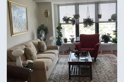 100 New Roc City Place #417, New Rochelle, NY 10801 - Photo 8