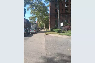 2033 McGraw Avenue #6E, Bronx, NY 10462 - Photo 2