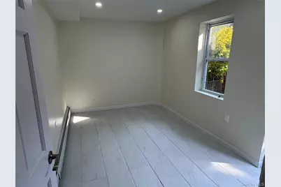 1054 Lydig Avenue, Bronx, NY 10461 - Photo 14