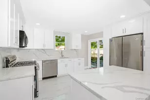 61 Parkway Blvd, Wyandanch, NY 11798 - Photo 12