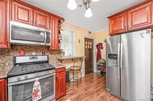 104-62 127th St, Richmond Hill, NY 11419 - Photo 12