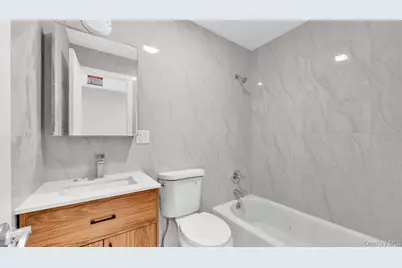 955 E 229th Street, Bronx, NY 10466 - Photo 34