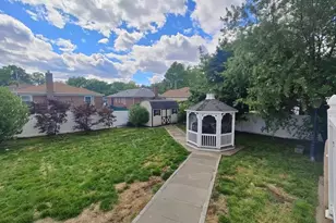 3-24 150th St, Whitestone, NY 11357 - Photo 6