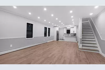 128 E 238th Street, Bronx, NY 10470 - Photo 12
