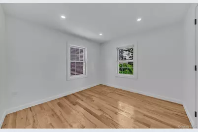 219 E 238th Street, Bronx, NY 10470 - Photo 18