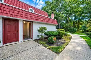 740 Blue Ridge Dr, Medford, NY 11763 - Photo 26