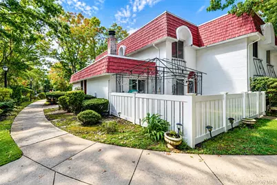 740 Blue Ridge Drive, Medford, NY 11763 - Photo 2