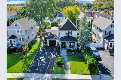 258 Rider Avenue, Malverne, NY 11565 - Photo 34