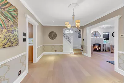 258 Rider Avenue, Malverne, NY 11565 - Photo 10