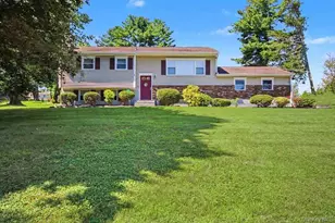 2795 Sunrise St, Yorktown Heights, NY 10598 - Photo 2