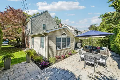 20 Revere Drive E, Floral Park, NY 11001 - Photo 34