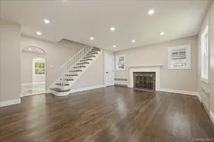 48 Flower St, Hicksville, NY 11801 - Photo 8