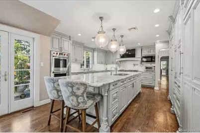 220 Causeway, Lawrence, NY 11559 - Photo 12