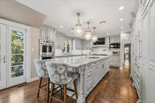 220 Causeway, Lawrence, NY 11559 - Photo 12