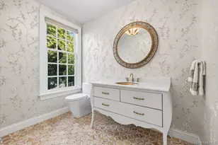 220 Causeway, Lawrence, NY 11559 - Photo 20