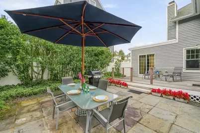 29 Clinton Street, White Plains, NY 10603 - Photo 8