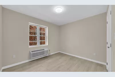 957 E 229th Street, Bronx, NY 10466 - Photo 28