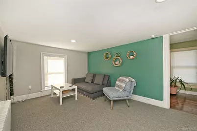 2086 Washington Avenue, Seaford, NY 11783 - Photo 16