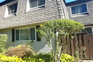 96 Feller Dr, Central Islip, NY 11722 - Photo 2