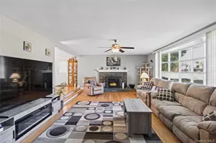 97 Meadow Hill Rd, Newburgh, NY 12550 - Photo 14