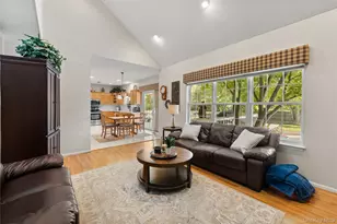 1 Hunting Hill Dr, Blue Point, NY 11715 - Photo 6