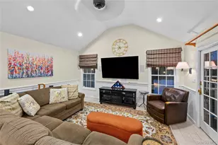 60 Nearwater Ave, Massapequa, NY 11758 - Photo 18