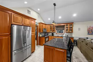 60 Nearwater Ave, Massapequa, NY 11758 - Photo 14