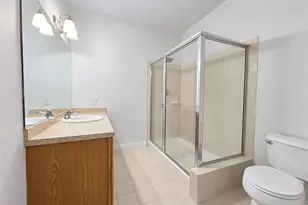 210 Kettles Ln, Medford, NY 11763 - Photo 12