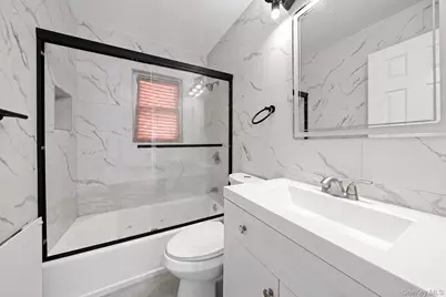 35 E Euclid Street, Valley Stream, NY 11580 - Photo 6